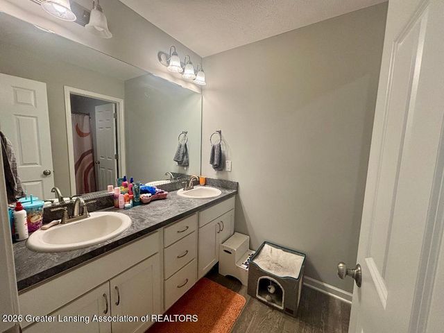 300 S College Road, Mason, MI 48854