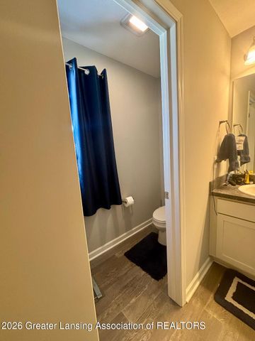 300 S College Road, Mason, MI 48854