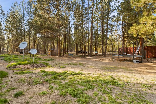 14355 Fern Dell Loop, La Pine, OR 97739