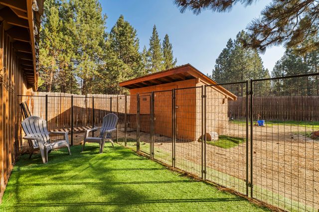 14355 Fern Dell Loop, La Pine, OR 97739