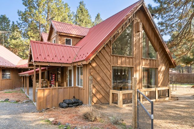 14355 Fern Dell Loop, La Pine, OR 97739