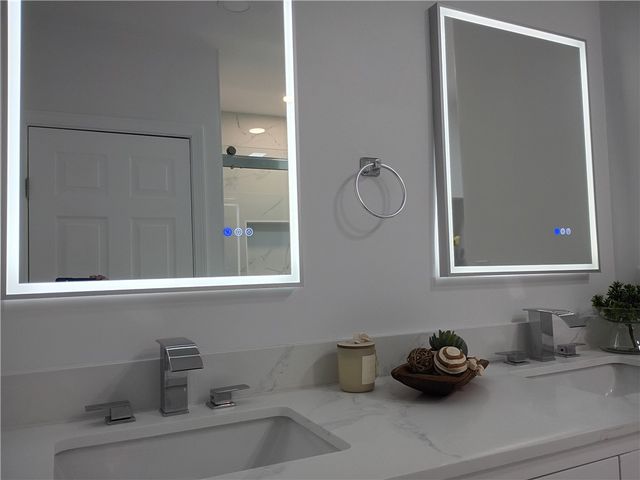 6 Old Pound Hill Road, North Smithfield, RI 02896