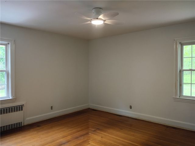 6 Old Pound Hill Road, North Smithfield, RI 02896