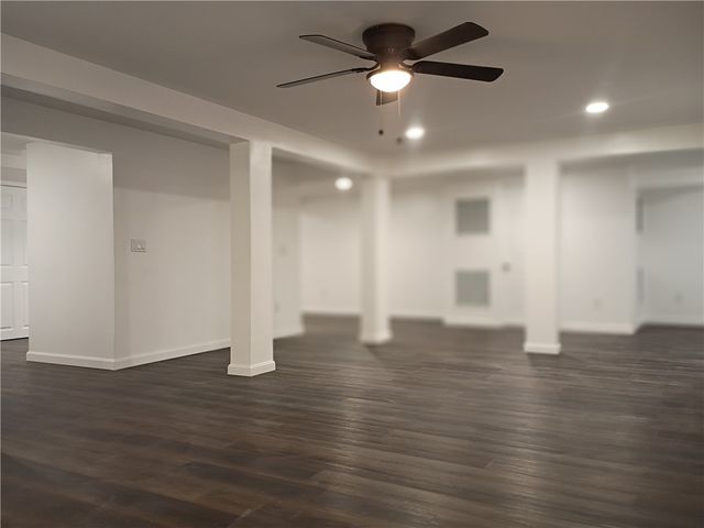 6 Old Pound Hill Road, North Smithfield, RI 02896