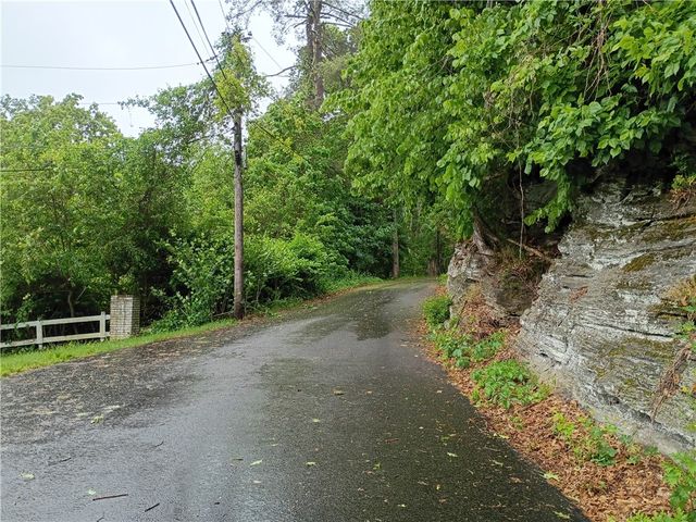 6 Old Pound Hill Road, North Smithfield, RI 02896