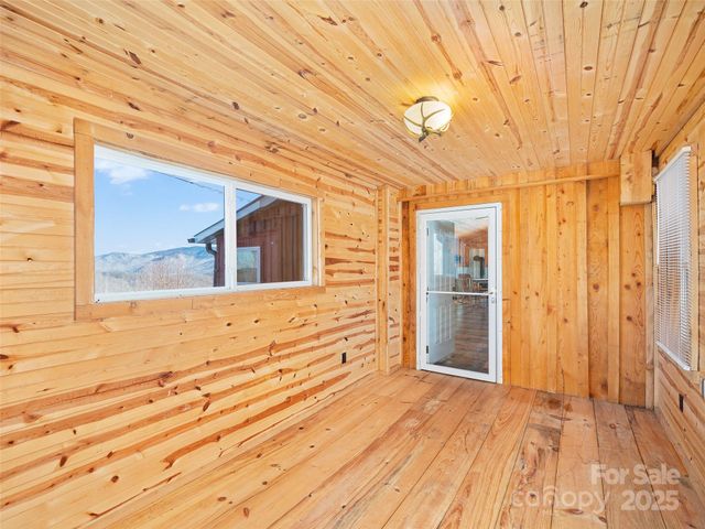 1115 Elk Wallow None, Bakersville, NC 28705