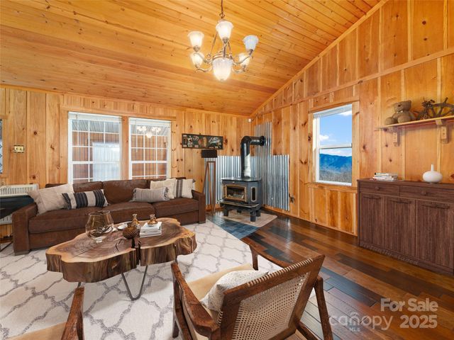 1115 Elk Wallow None, Bakersville, NC 28705