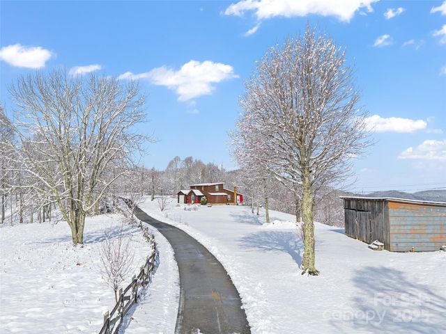 1115 Elk Wallow None, Bakersville, NC 28705