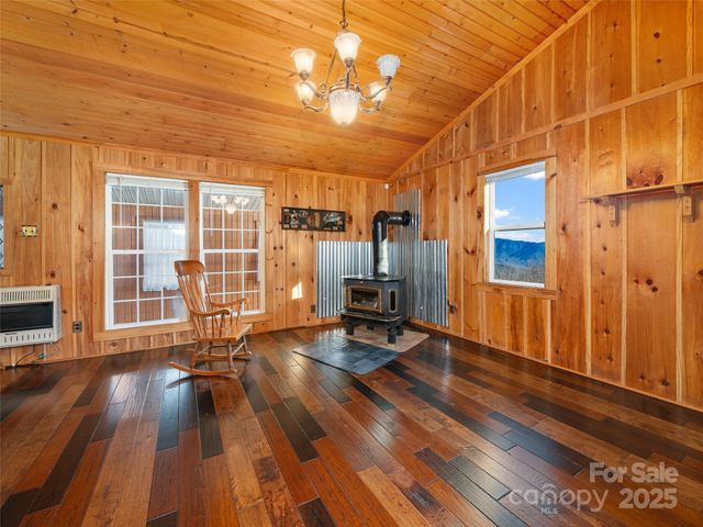 1115 Elk Wallow None, Bakersville, NC 28705