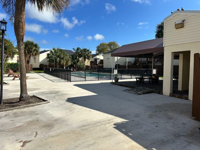 637 Executive Center Drive N102, West Palm Beach, FL 33401