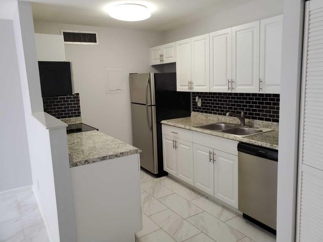 637 Executive Center Drive N102, West Palm Beach, FL 33401