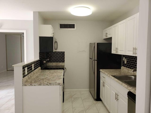 637 Executive Center Drive N102, West Palm Beach, FL 33401