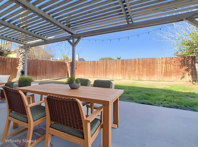 452 Feliz, Riverside, CA 92571