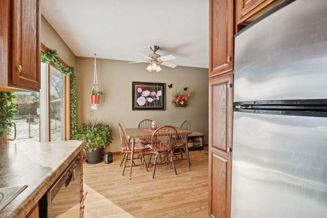 5832 Rhode Island Avenue N, Crystal, MN 55428