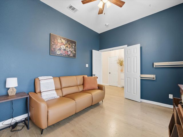 405 Panther Peak Drive, Midlothian, TX 76065