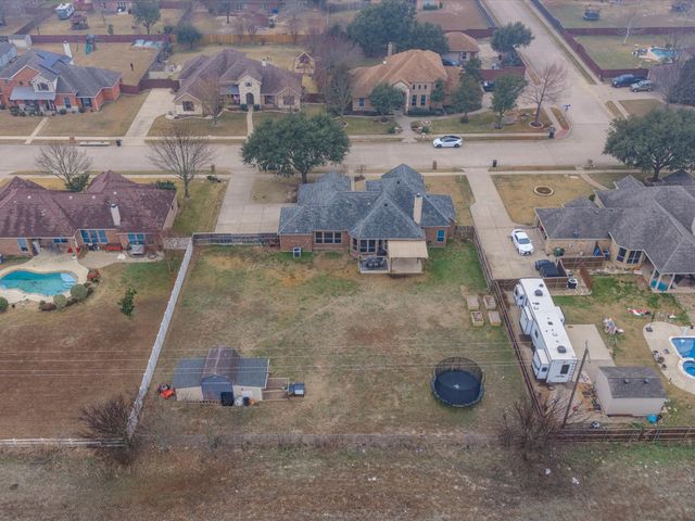 405 Panther Peak Drive, Midlothian, TX 76065