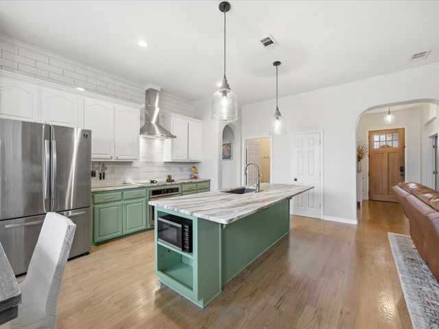 405 Panther Peak Drive, Midlothian, TX 76065