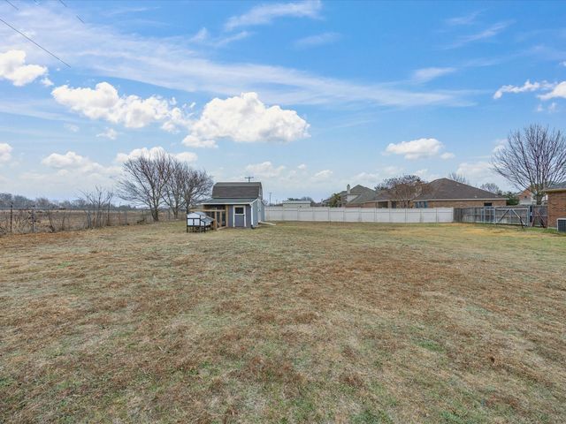 405 Panther Peak Drive, Midlothian, TX 76065