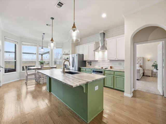 405 Panther Peak Drive, Midlothian, TX 76065