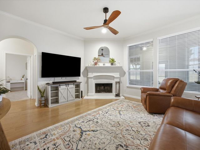 405 Panther Peak Drive, Midlothian, TX 76065