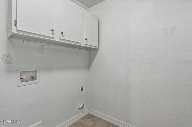 10710 LAKEWOOD Avenue, El Paso, TX 79935