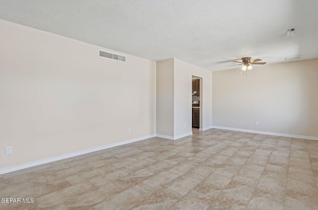 10710 LAKEWOOD Avenue, El Paso, TX 79935