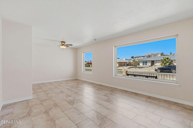 10710 LAKEWOOD Avenue, El Paso, TX 79935