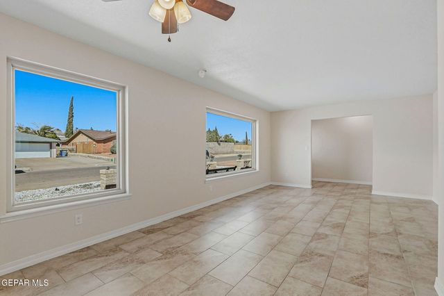 10710 LAKEWOOD Avenue, El Paso, TX 79935