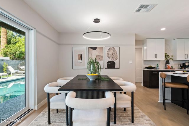8326 E VALLEY VIEW Road, Scottsdale, AZ 85250