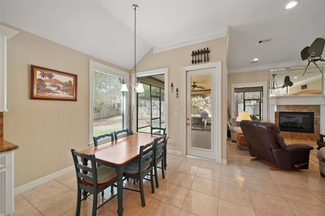 228 Blue Hill Drive, Montgomery, TX 77356