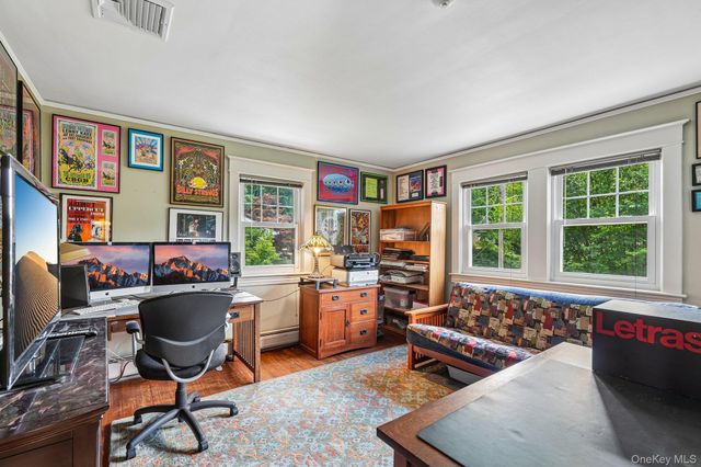22 Grandview Avenue, Suffern, NY 10901