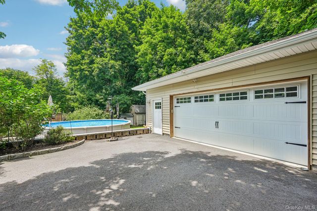 22 Grandview Avenue, Suffern, NY 10901