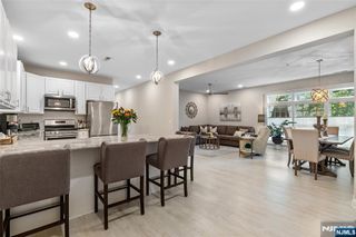 24 Elm Street 2B, Montclair, NJ 07042