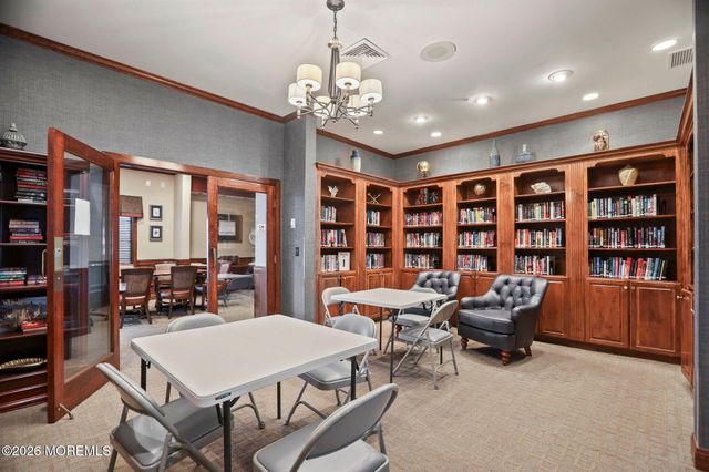 33 Valley Stream Place, Barnegat, NJ 08005