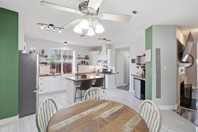 7713 Straits Drive, Rowlett, TX 75088