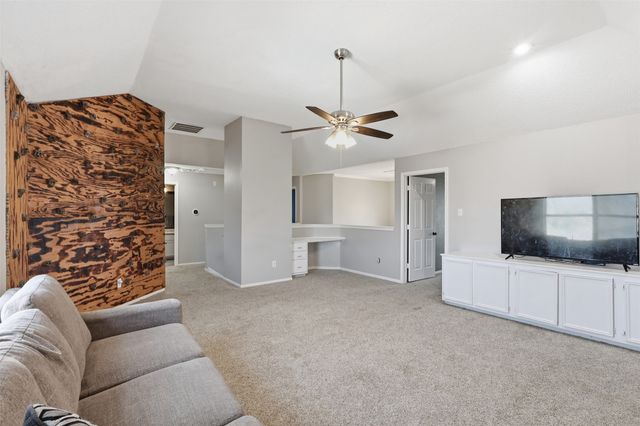 7713 Straits Drive, Rowlett, TX 75088