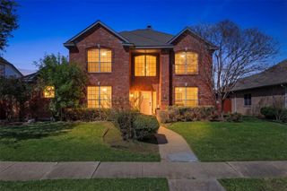 7713 Straits Drive, Rowlett, TX 75088