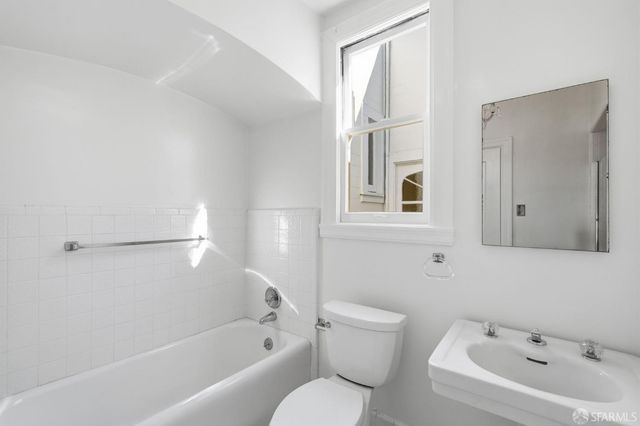 3152 lyon Street, San Francisco, CA 94123