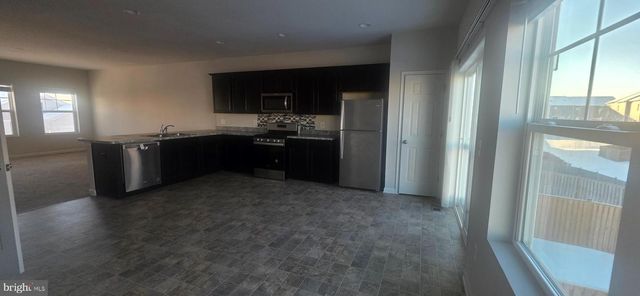 496 PARKLAND DR, Stephenson, VA 22656