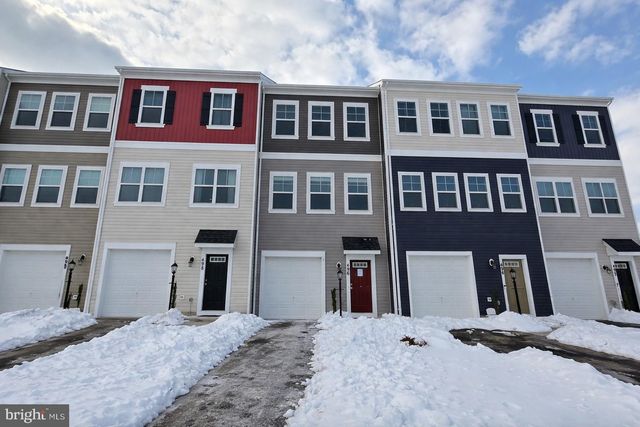 496 PARKLAND DR, Stephenson, VA 22656