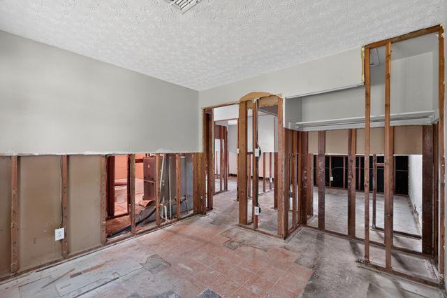 5169 Mapleridge Drive, Columbus, OH 43232