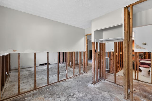 5169 Mapleridge Drive, Columbus, OH 43232