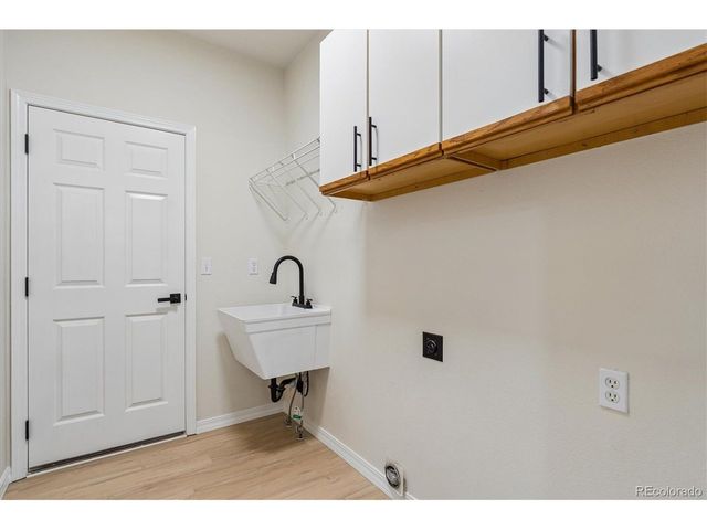 5715 Velvet Ct, Colorado Springs, CO 80918