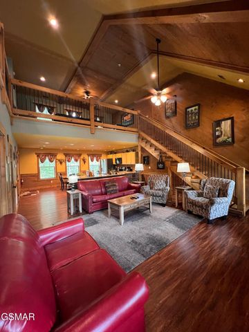 1115 Anastasia Way, Gatlinburg, TN 37738