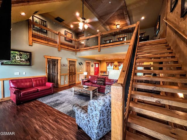 1115 Anastasia Way, Gatlinburg, TN 37738