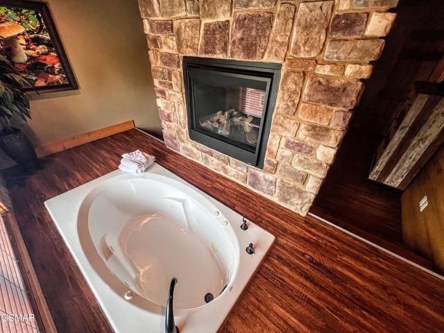 1115 Anastasia Way, Gatlinburg, TN 37738