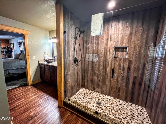 1115 Anastasia Way, Gatlinburg, TN 37738