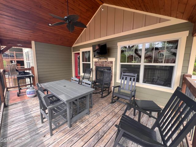 1115 Anastasia Way, Gatlinburg, TN 37738