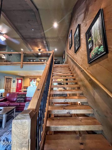 1115 Anastasia Way, Gatlinburg, TN 37738