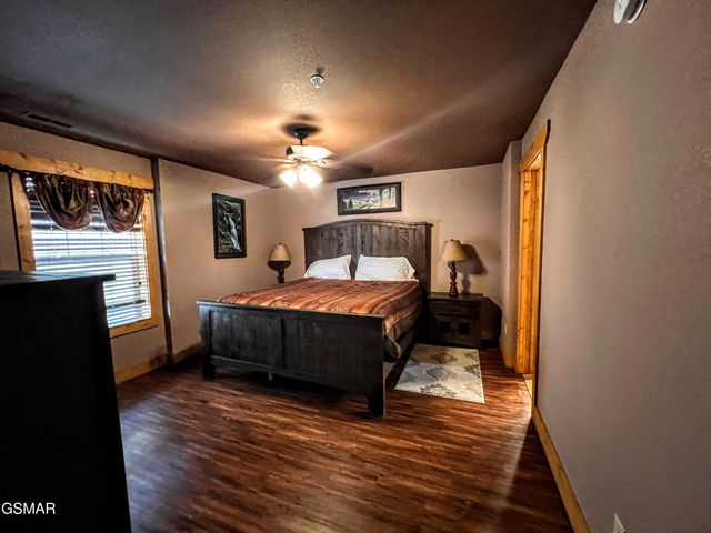 1115 Anastasia Way, Gatlinburg, TN 37738